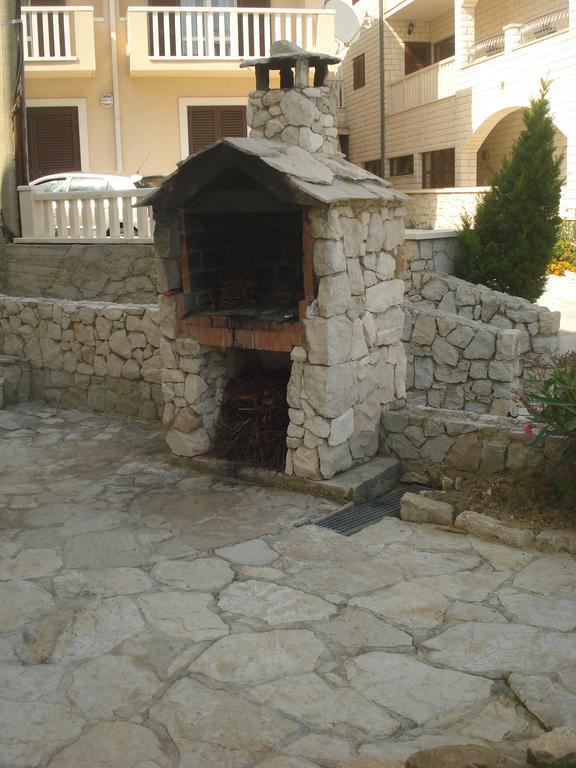 Apartmani Neno Lokva Rogoznica Kültér fotó